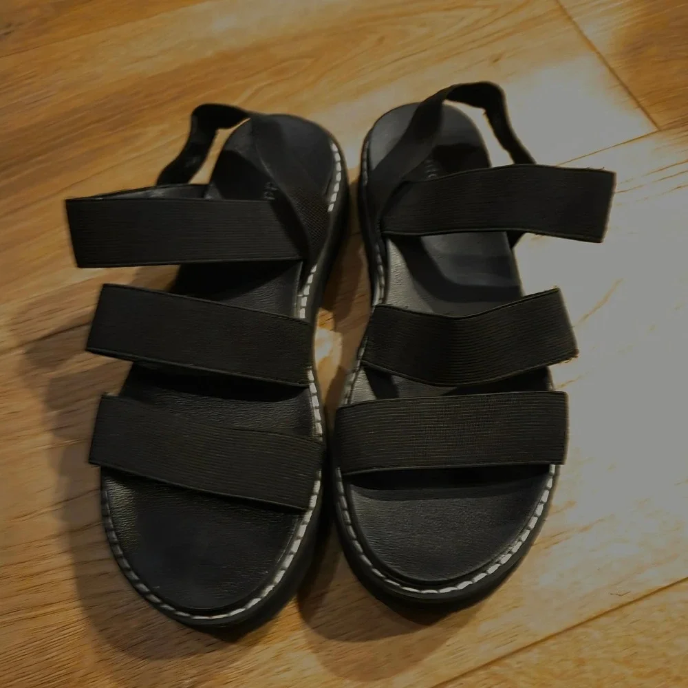 Madden‎ Girl Black Elastic Triple Strap Platform Lug Sole Sandals Slingback